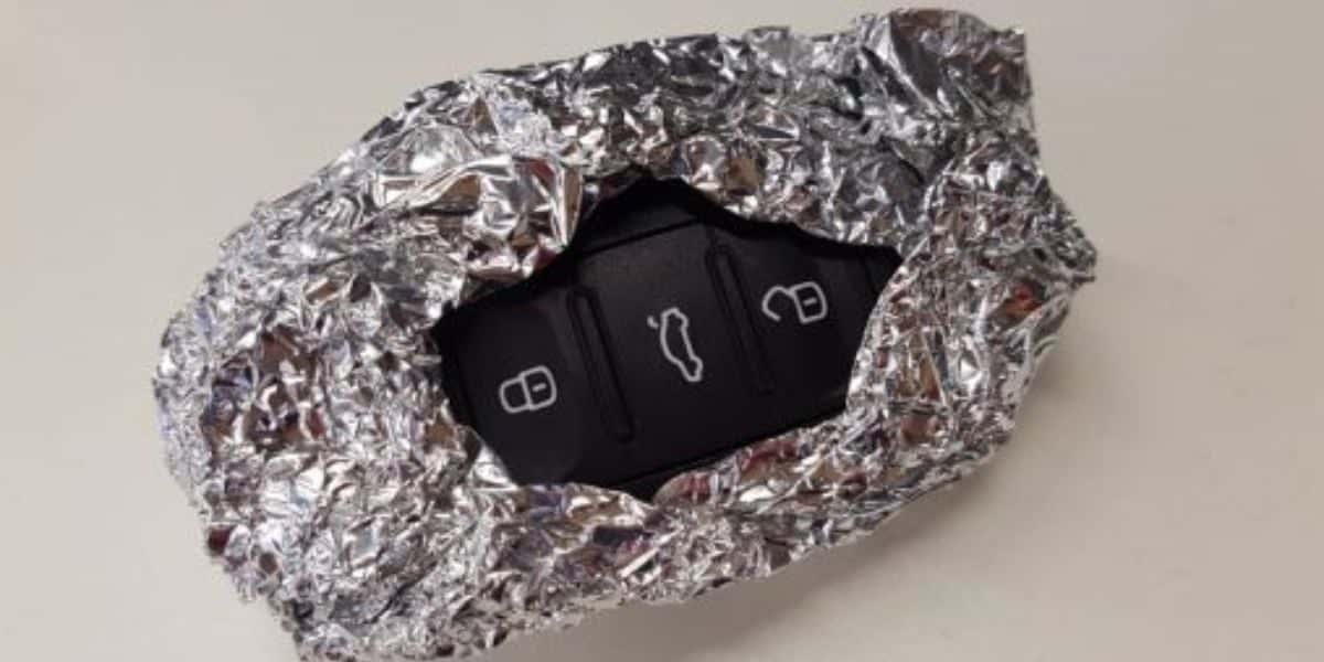 Chave do carro com papel alumínio pode salvar sua vida (Reprodução: Internet)