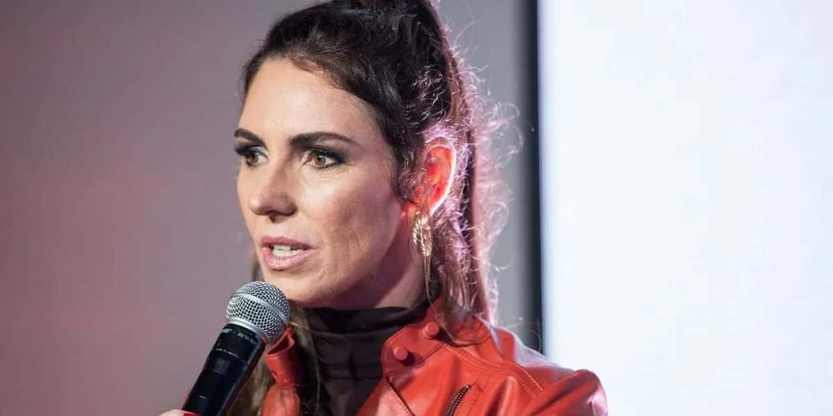 Glenda Kozlowski chorou no Melhor da Noite (Foto: Divulgação / Band)