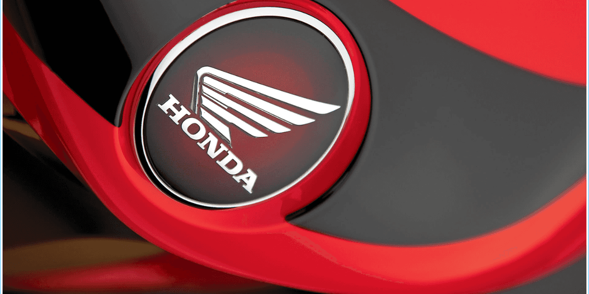 Menos de R$ 10 mil: SUPER moto da HONDA acaba de ter preço DERRUBADO e motoqueiros já podem COMEMORAR (Reprodução/Internet)