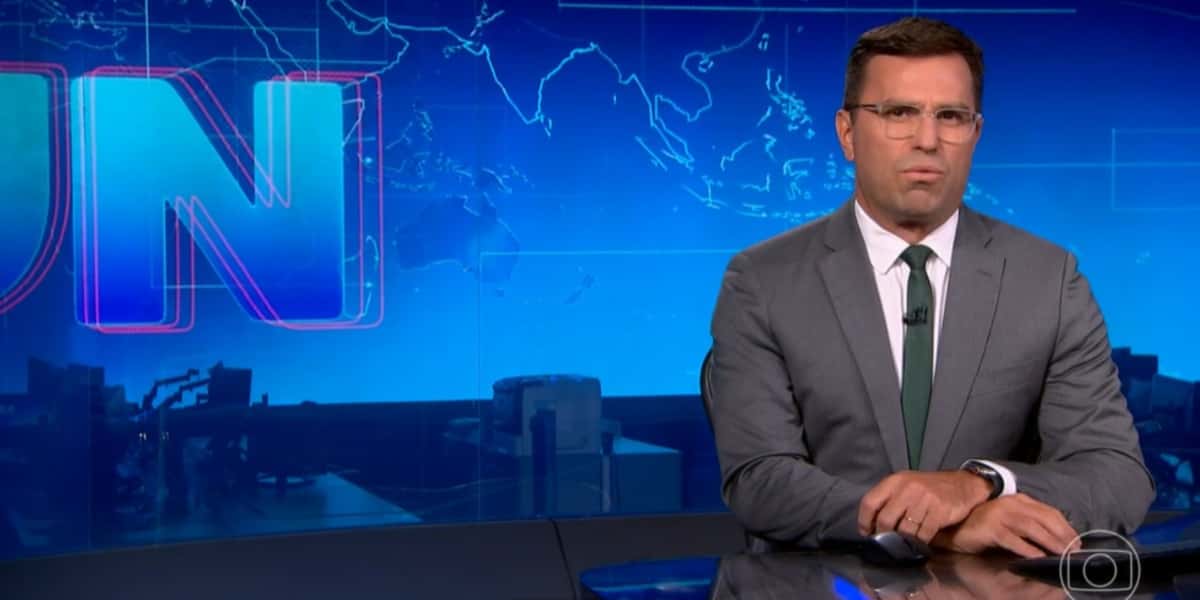 Rodrigo Bocardi e Mariana Gross comandaram o Jornal Nacional na Globo (Foto: Reprodução/ Internet)
