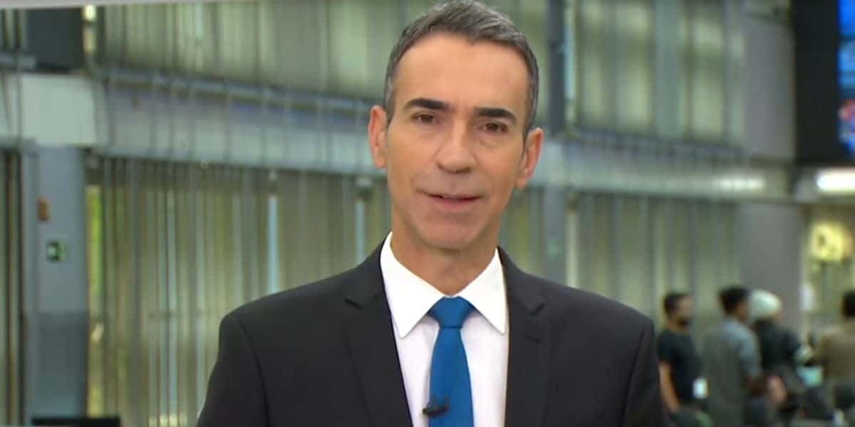 César Tralli no Jornal Hoje (Foto: Reprodução / Rede Globo)