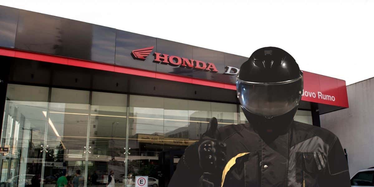 Motoqueiros em festa com lançamento de moto Honda por menos de 5 mil (Reprodução: Montagem TV Foco)