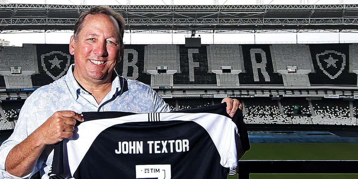 Textor age na surdina para contratar queridinho da torcida do Vasco para o começo de 2024 - (Foto: Internet)