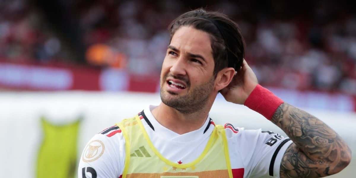 Pato esnoba dois gigantes de uma vez e o seu novo time pra 2024 cai como bomba - (Foto: Internet)