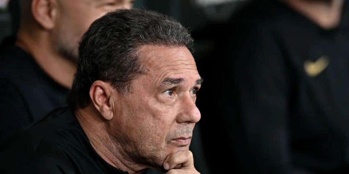 Vanderlei Luxemburgo já foi técnico do Corinthians - Foto | Reprodução: Internet