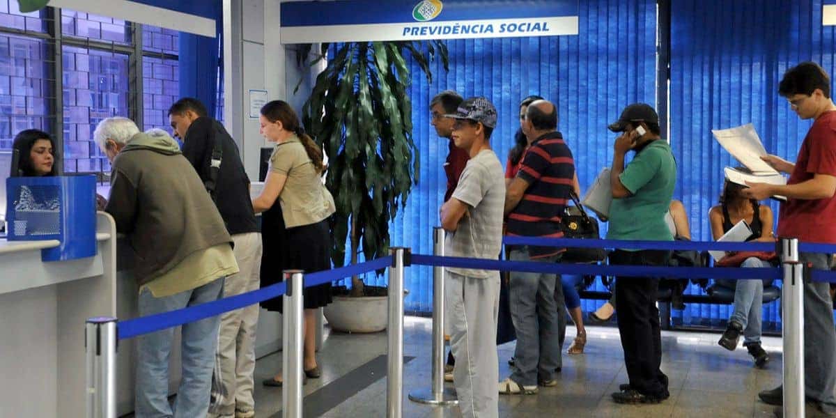 Entenda como antecipar aposentadoria do INSS (Foto: Agência Brasil)