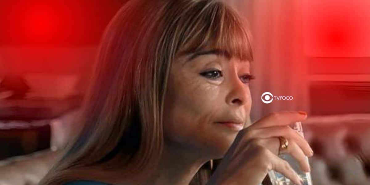 Jacutinga (Juliana Paes) em Renascer (Foto: Reprodução / Globo / Montagem TV Foco)