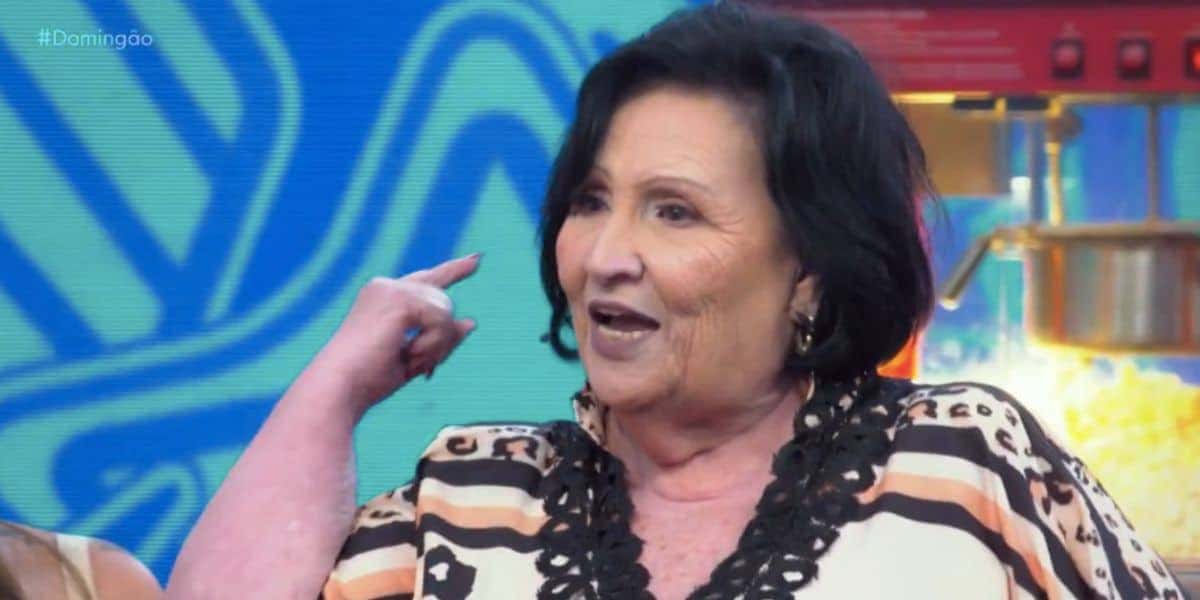 Dona Déa Lúcia no Domingão com Huck (Foto: Reprodução / Globo)