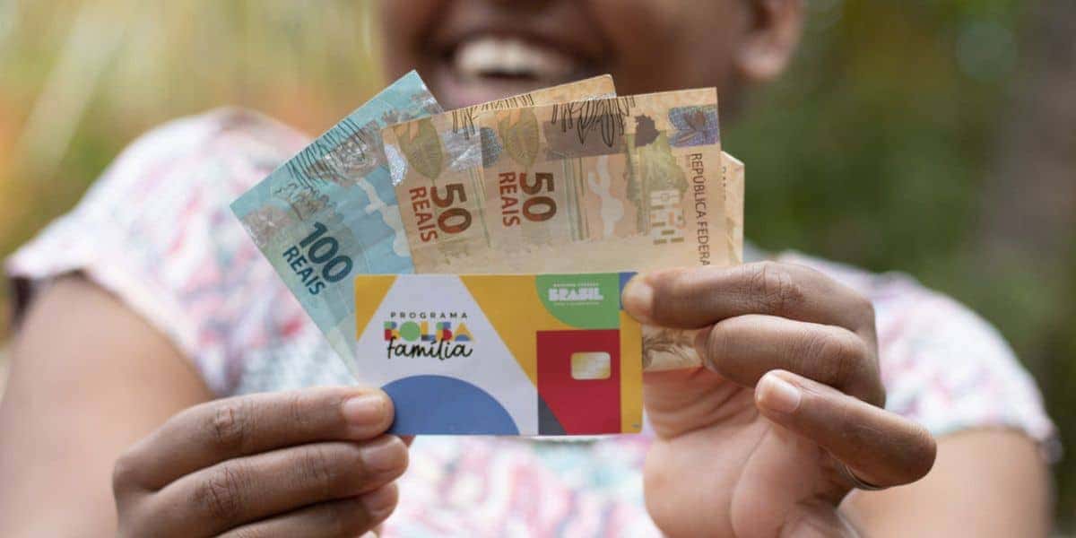 Bolsa Família chega com 4 novos pagamentos extras (Foto: Reprodução/ Internet)