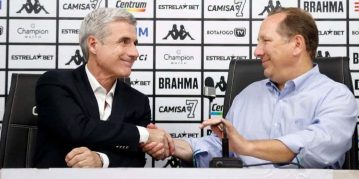 Luís Castro e John Textor juntos - (Foto: Reprodução / Internet)