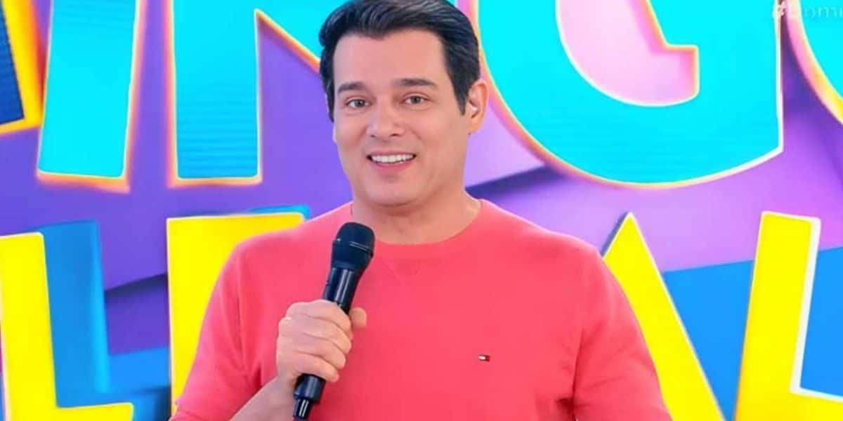 No comando do Domingo Legal (Foto: Reprodução/ Divulgação)