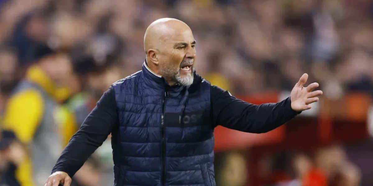 Jorge Sampaoli se aproxima do Botafogo (Reprodução: Reuters)