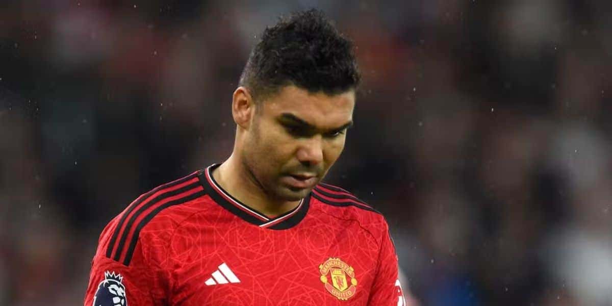 Casemiro deve seguir no United (Reprodução: Peter Powell/EFE)