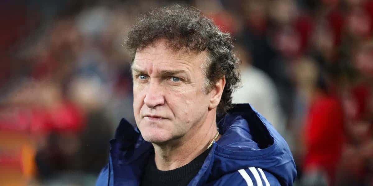 O famoso técnico de futebol (Foto: Furacão.com/Joka Madruga)