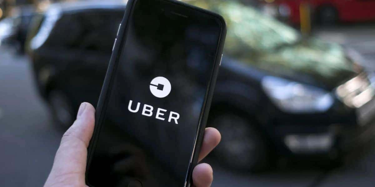 Uber é a maior empresa de aplicativo de corrida do Brasil (Reprodução: Reprodução/Internet)