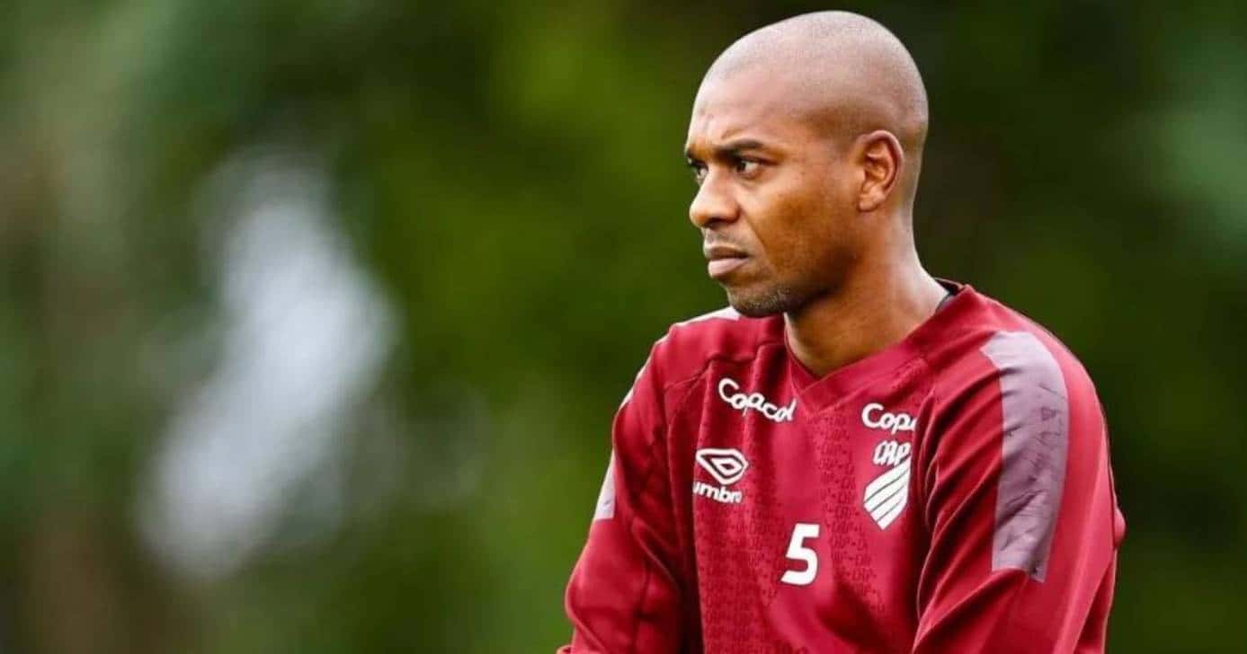 O jogador Fernandinho (Foto: Reprodução/Instagram)