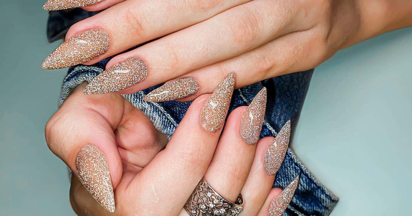 Unhas feitas (Foto: Canva)