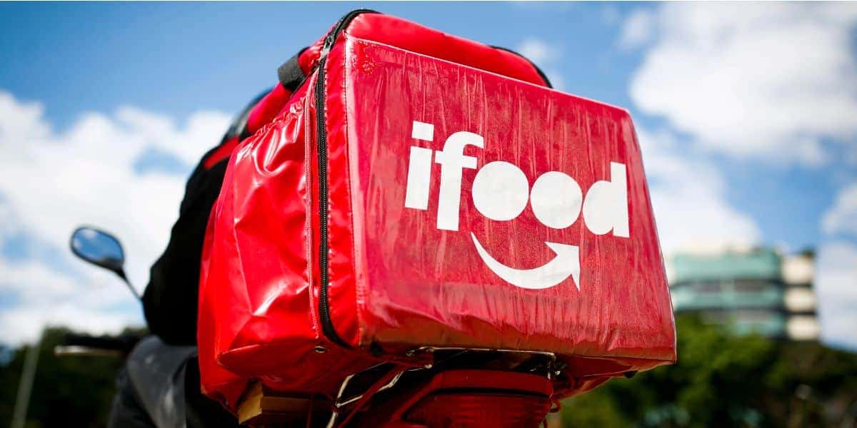 Grande parte dos motoqueiros do iFood com IPVA isento em São Paulo (Reprodução: Internet)