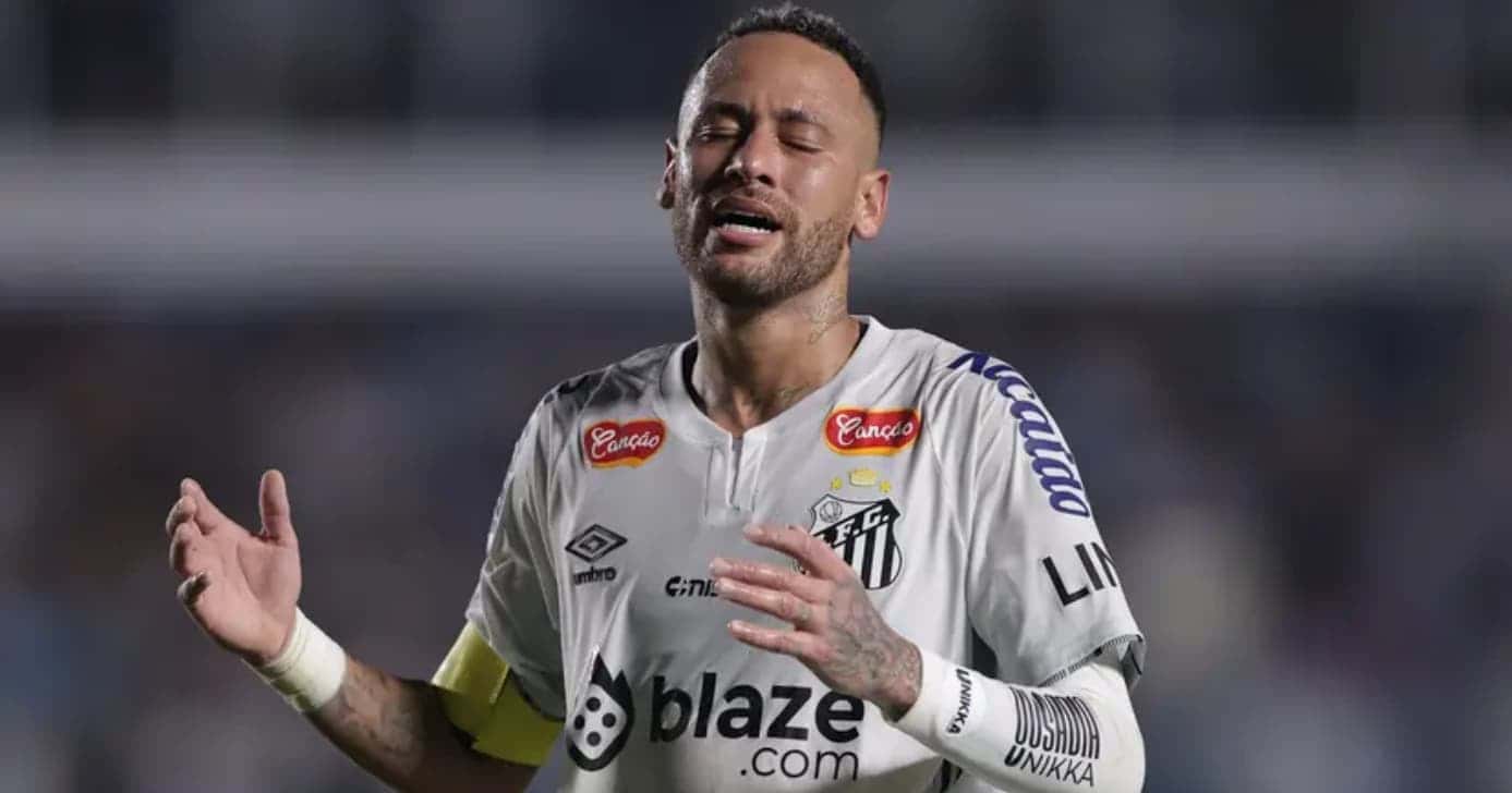 Ney tem mais 14 partidas pelo Alvinegro (Foto: Ettore Chiereguini/AGIF)
