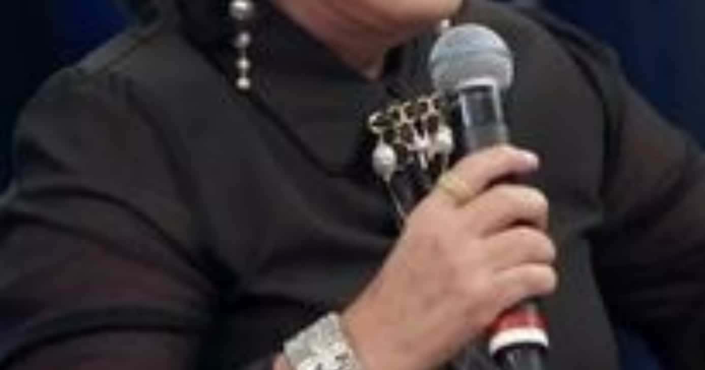 http://tvfoco.uai.com.br/wp-content/uploads/2015/05/Daniela-Mercury.jpg