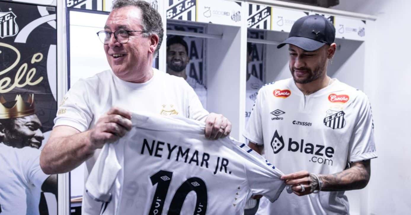 Teixeira está inseguro sobre renovação com camisa 10 (Foto: Internet)