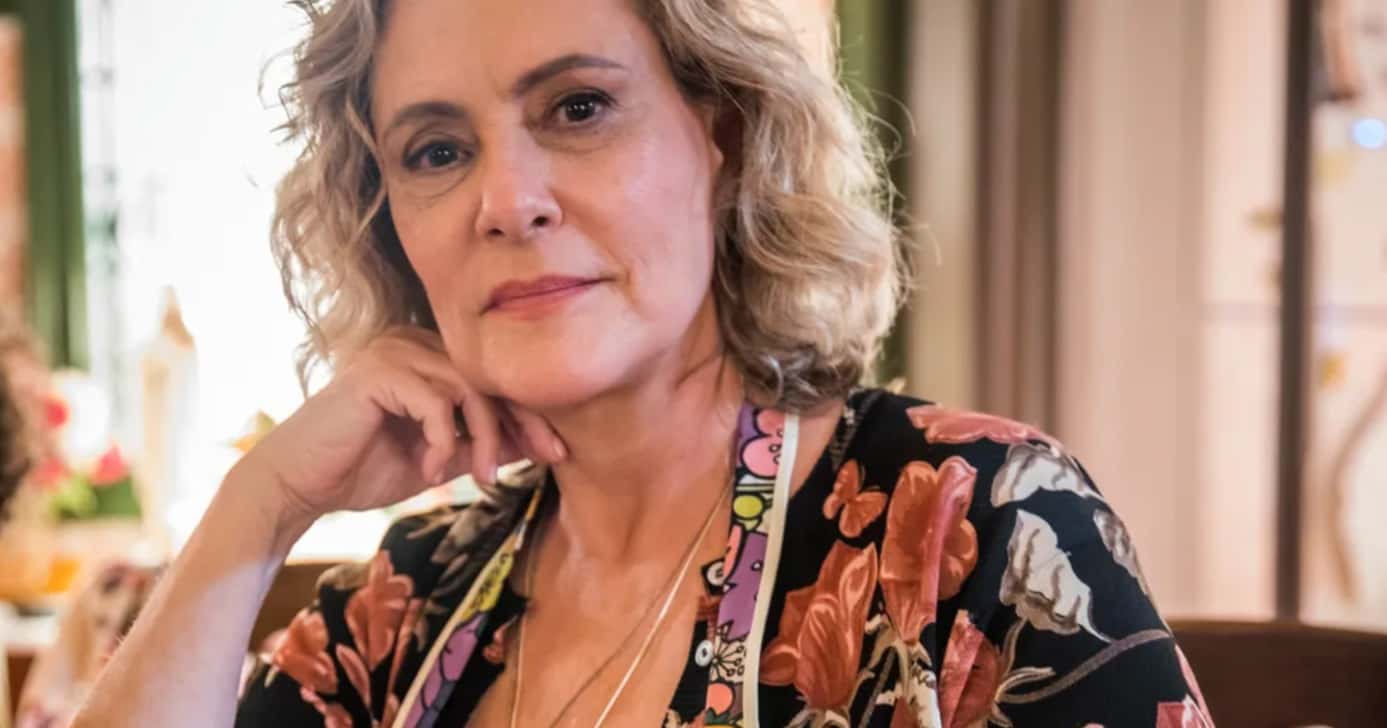 Elizabeth Savala acabou sendo exposta por estrela da Globo (Foto: Reprodução/ Internet)