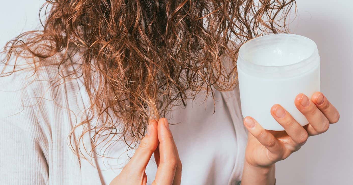 Receita caseira ajuda a alisar o cabelo (Foto: Divulgação)