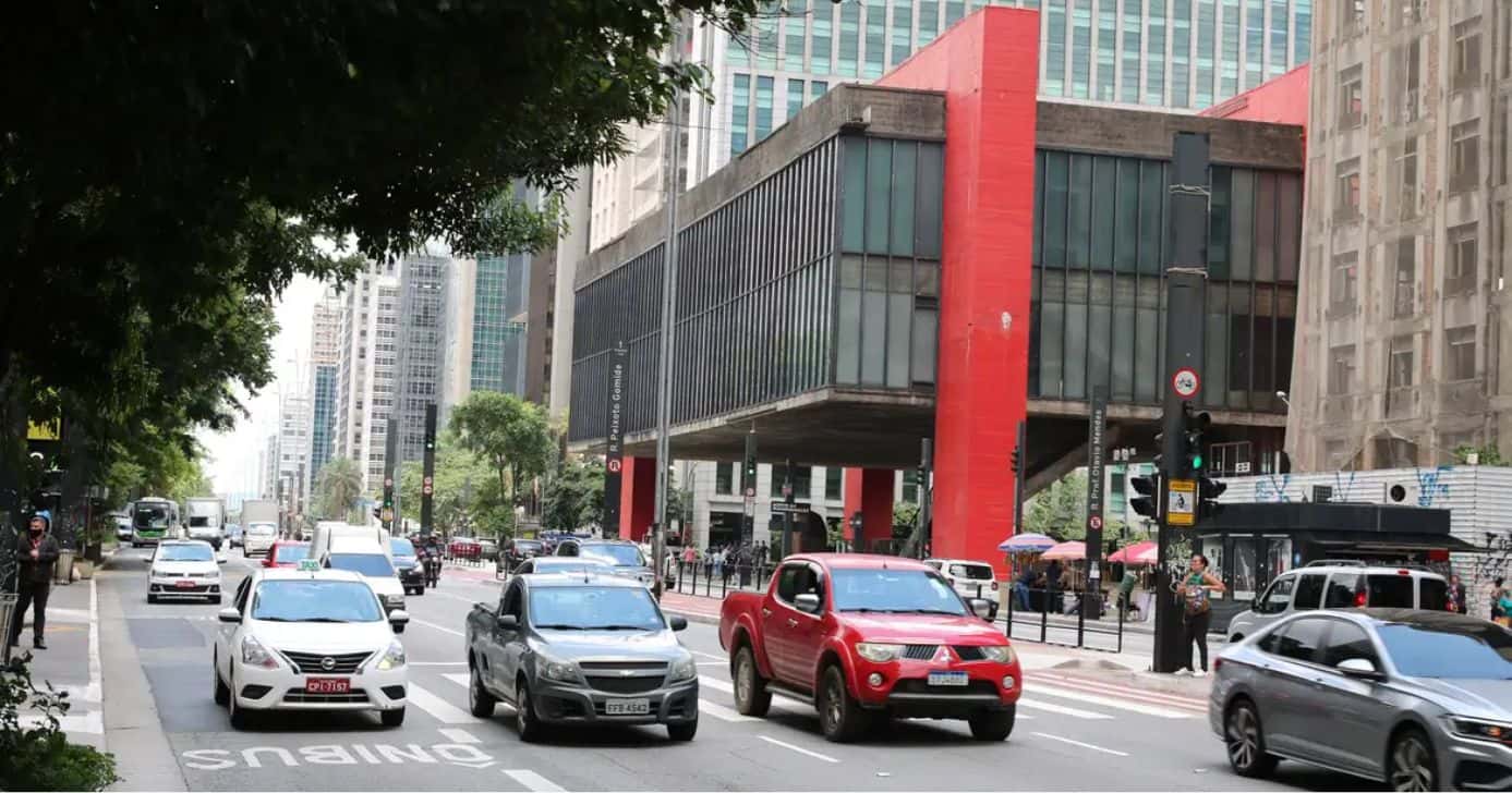 O trânsito de São Paulo (Foto: Agência Brasil)