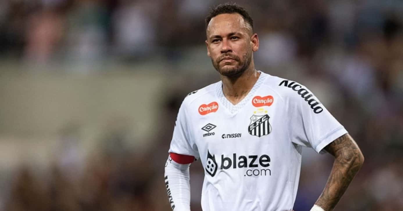 Neymar esteve na eliminação do Santos (Foto: Ruano Carneiro/Getty Images)
