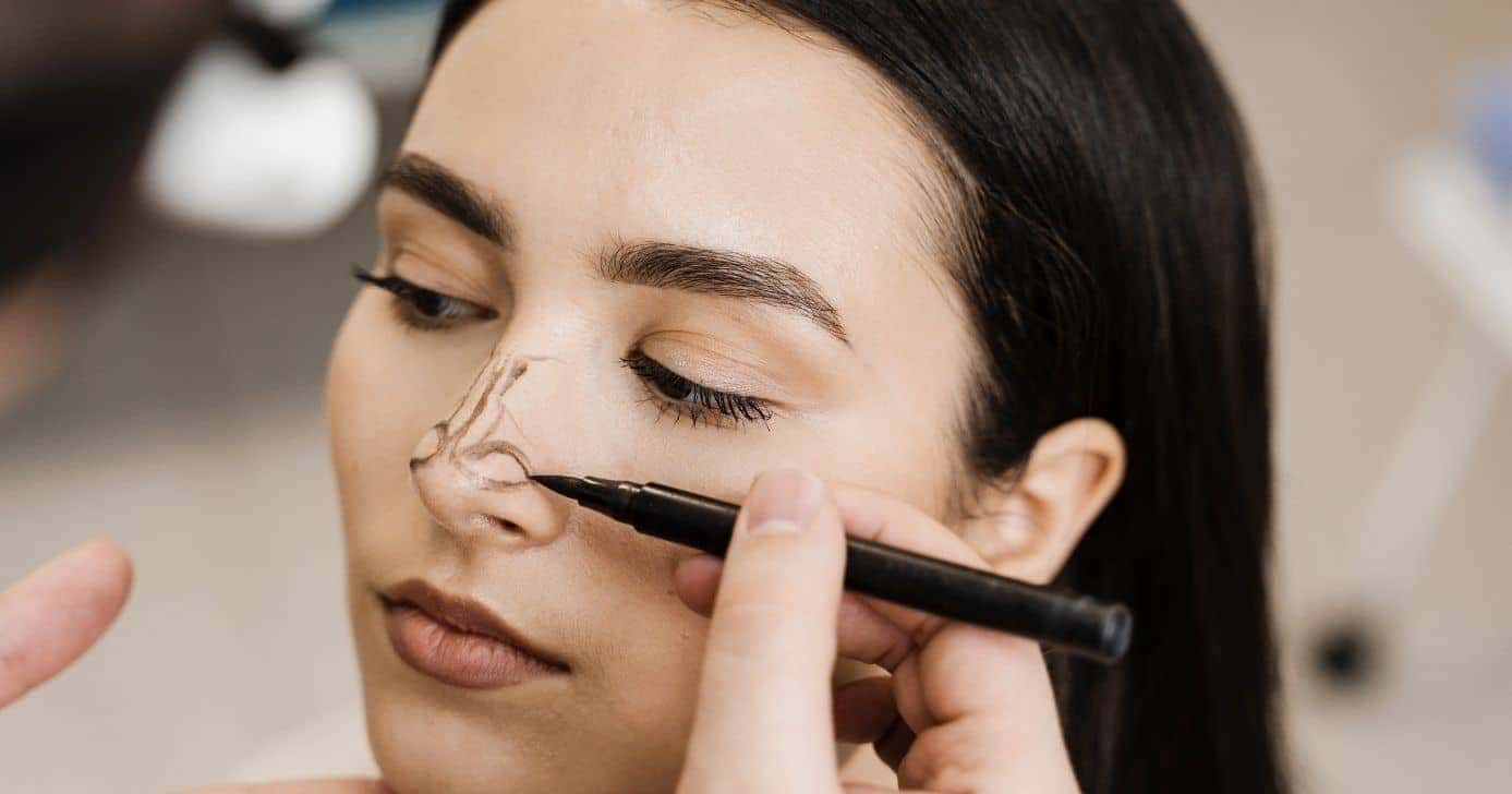 Veja como dar efeito de rinoplastia (Foto: Divulgação)