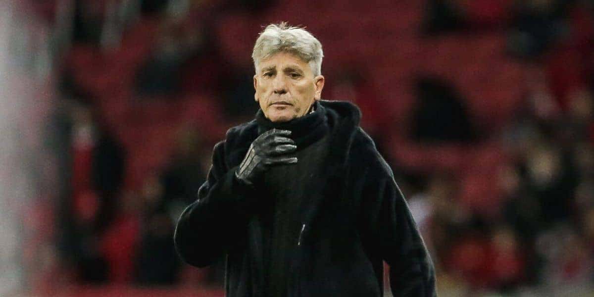 Renato Gaúcho assina com gigante 2 meses após chegar no Fluminense (Reprodução: LUCAS MERÇON)