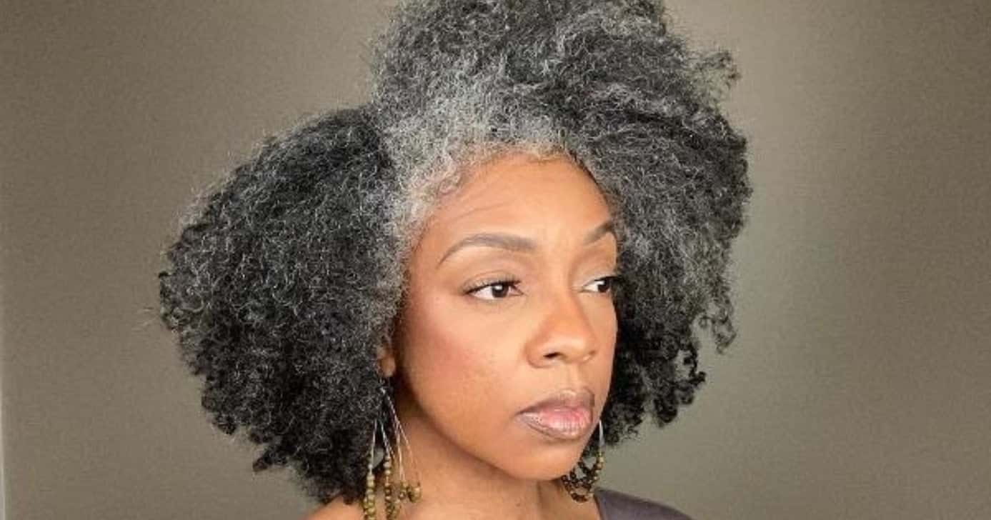 Cabelo grisalho vai chegar ao fim sem química (Foto: Divulgação)