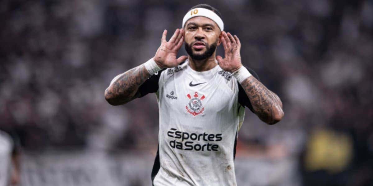Depay ficou de fora no Corinthians e surpreendeu a todos (Reprodução: Rodrigo Coca)