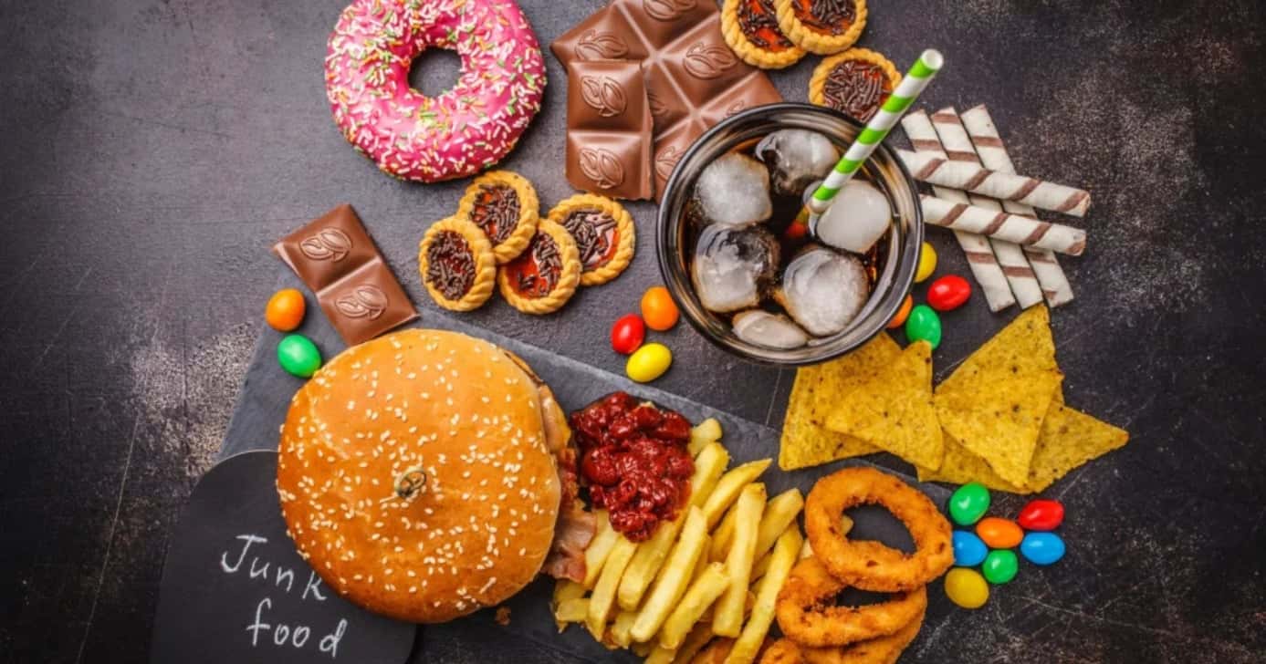 Alimentos que fazem mal a pele (Foto: Divulgação)