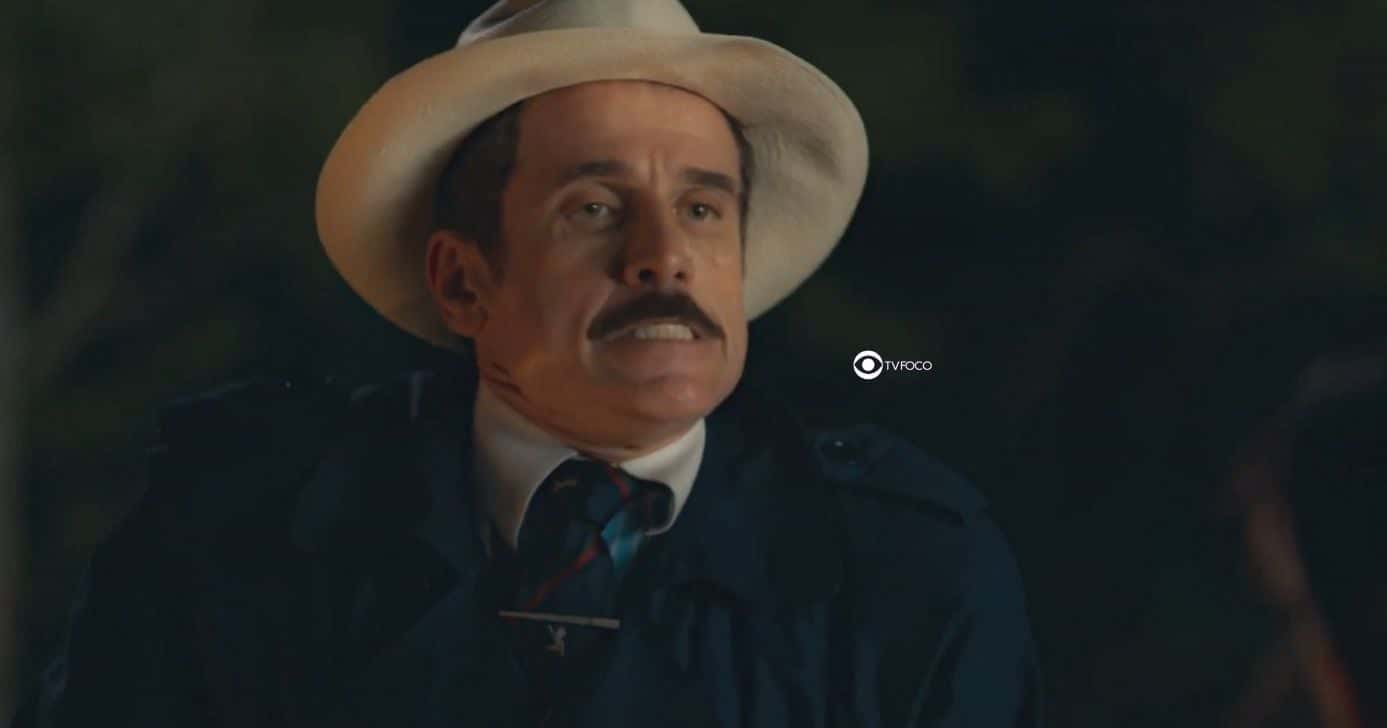 Ernesto em Êta Mundo Melhor! (Foto: Reprodução / Globo / Montagem TV Foco)