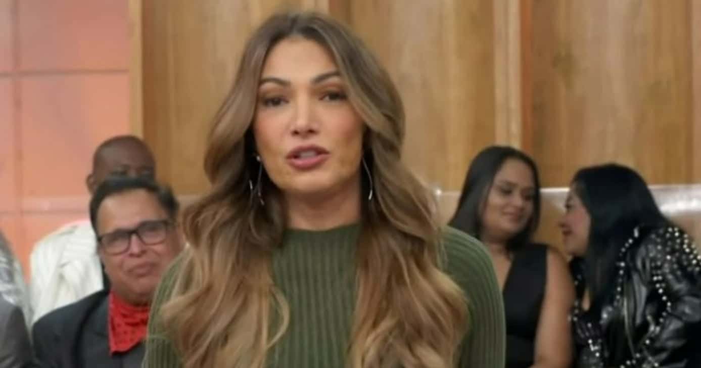 Patrícia Poeta para Encontro e assume que já perdeu filho (Foto: Reprodução)
