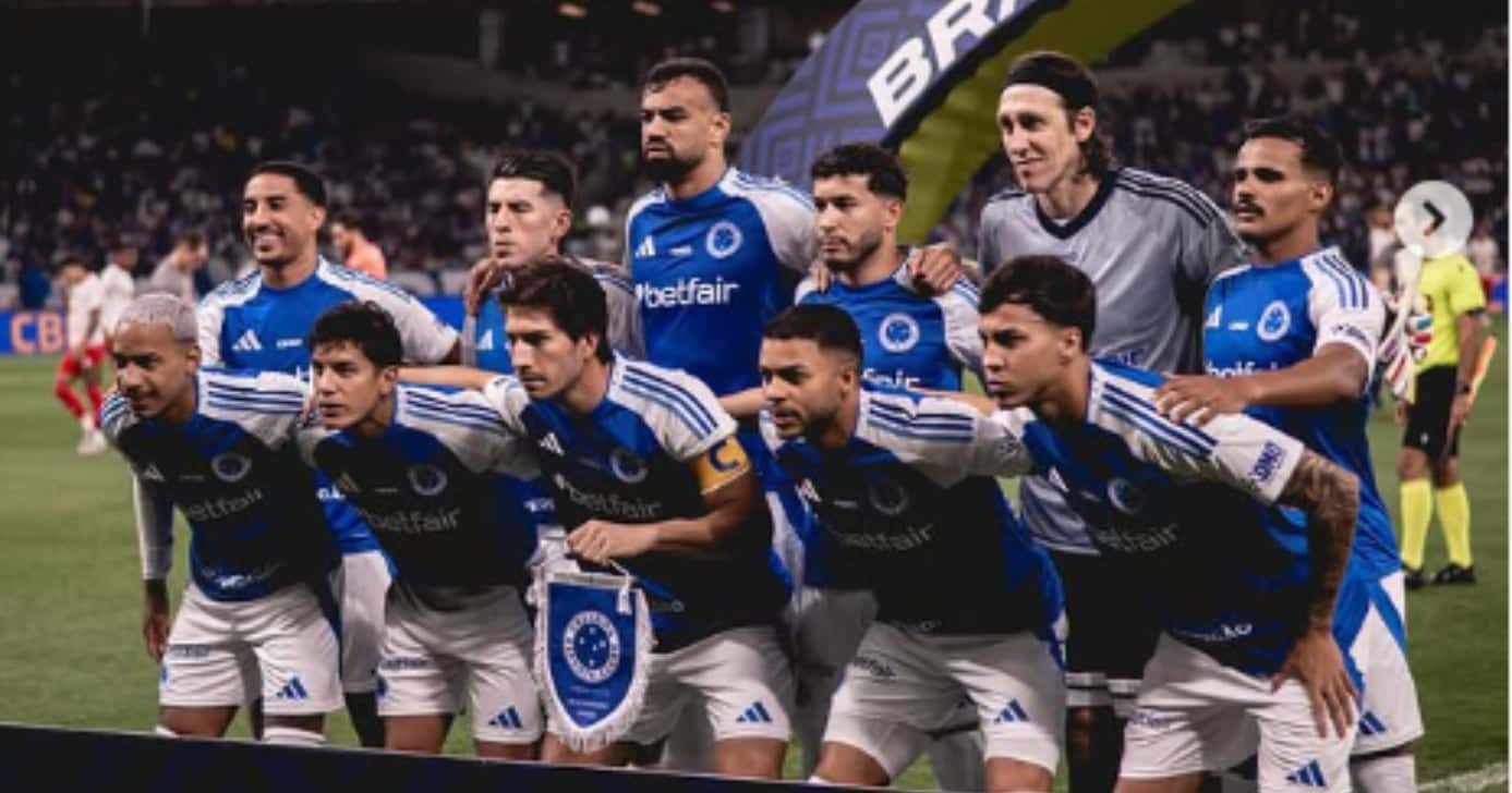 Elenco do Cruzeiro (Foto: Instagram)