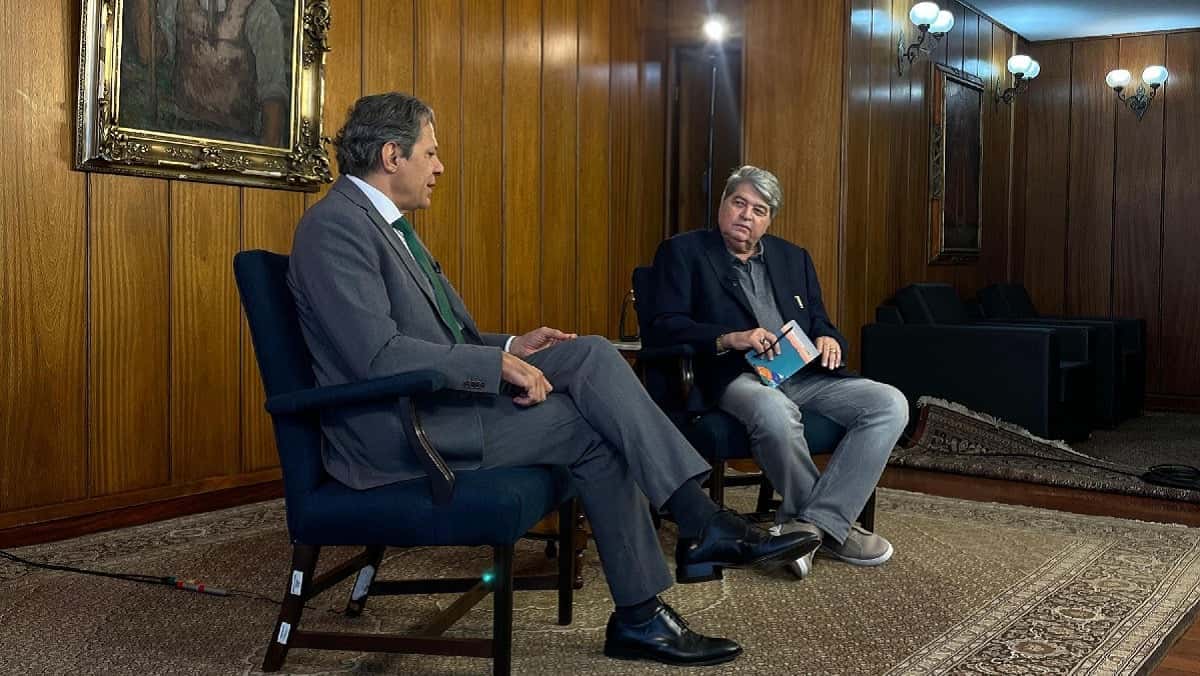 Datena entrevista Haddad (Foto: Divulgação/ RedeTV)