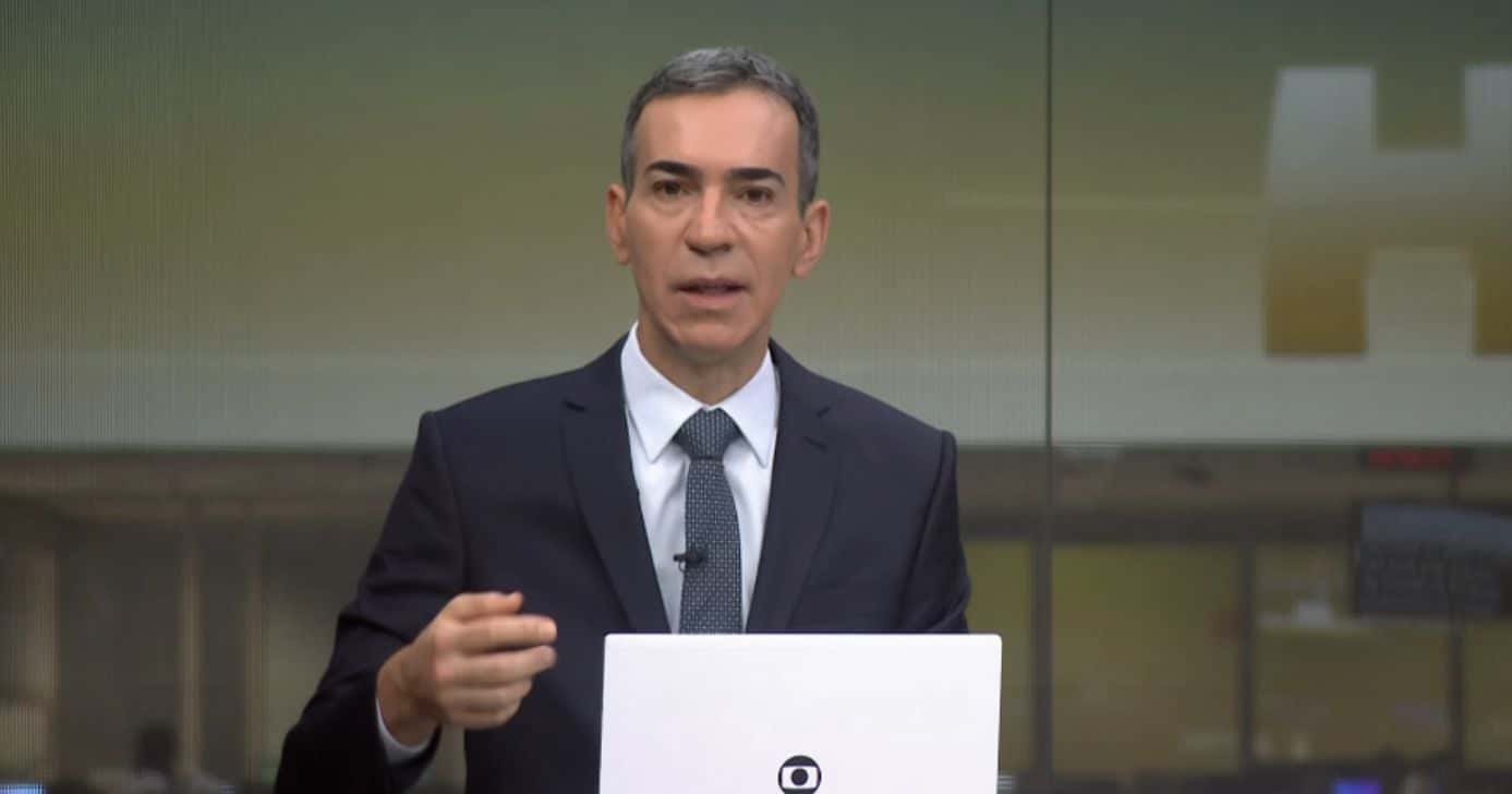 César Tralli no Jornal Hoje (Foto: Reprodução / Globo)