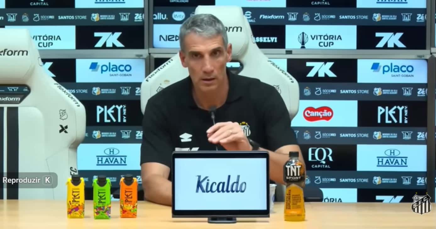 Vojvoda no Santos (Foto: Santos TV)