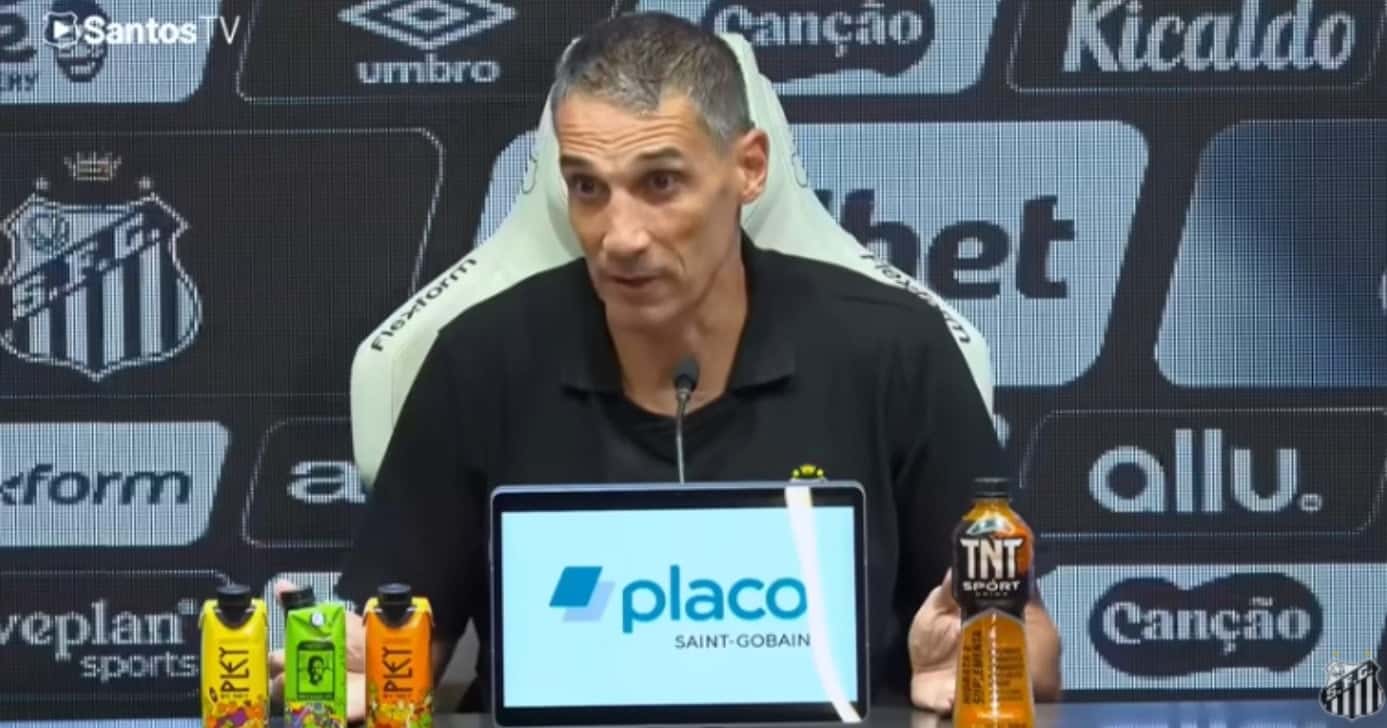 Vojvoda no Santos (Foto: Santos TV)