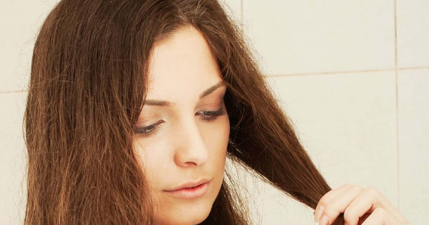 Cabelo com frizz - (Foto: Divulgação)