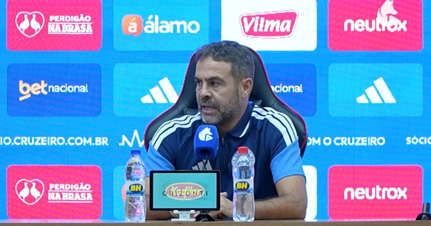 Técnico Artur Jorge no comando do Cruzeiro (Foto: TV Cruzeiro)