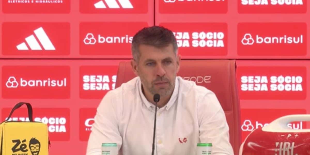 Paulo Pezzolano está pressionado no Internacional (Reprodução: Youtube)
