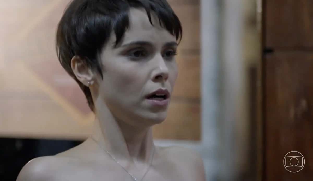 Nina (Débora Falabella) em Avenida Brasil (Foto: Reprodução/TV Globo) (Foto de reprodução Resumo das Novelas)