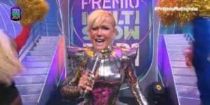 Imagem card com fundo