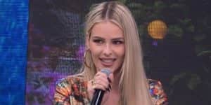 Imagem card com fundo