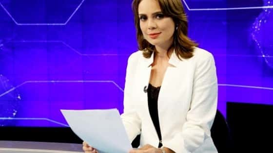 Rachel Sheherazade comnda o "SBT Brasil"