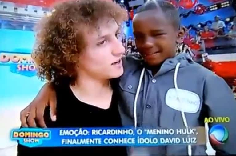 David Luiz e o "Menino Hulk" se conheceram (Foto: Reprodução)