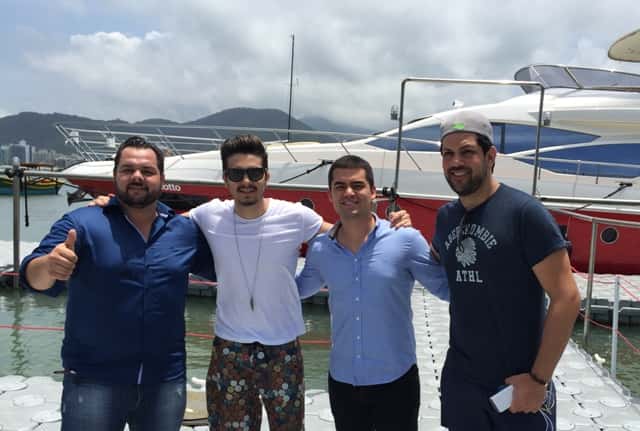 Os cantores passaram o dia juntos (Foto: Divulgação)